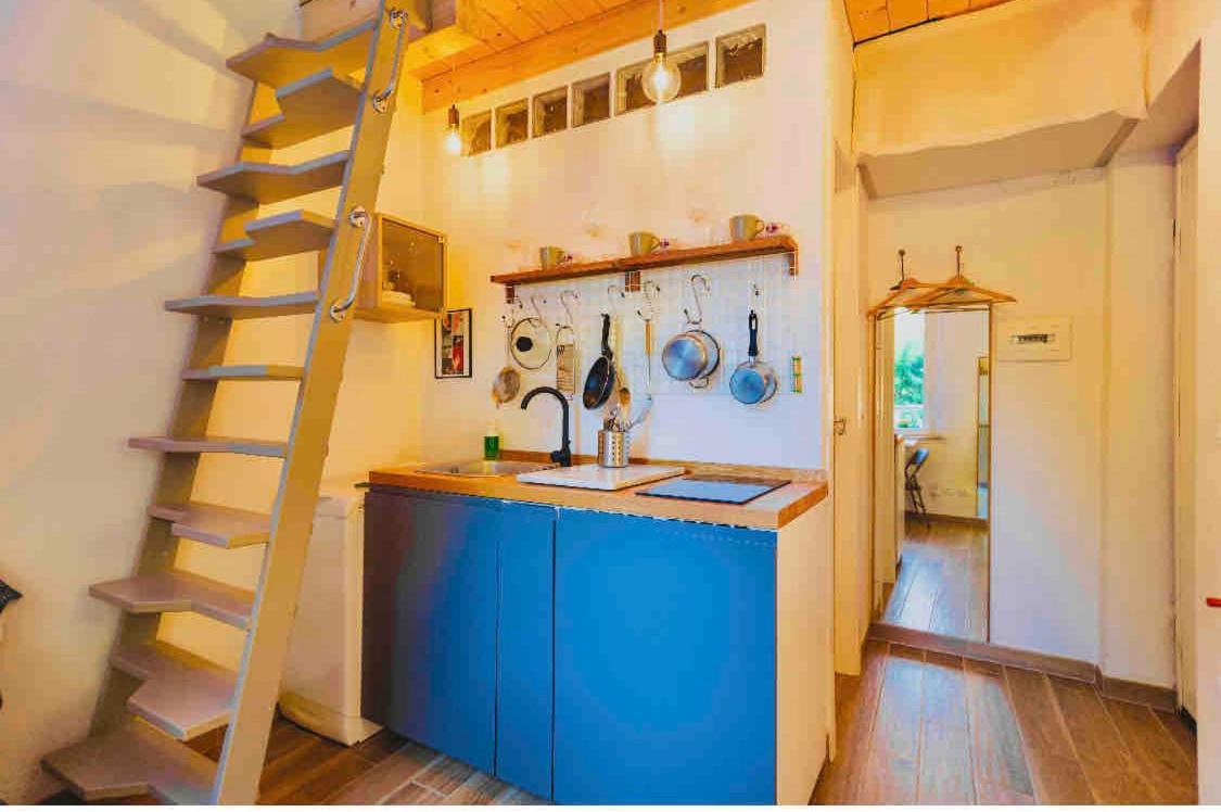 Aria Condizionata, Loft A 13' Dal Duomo Con Ampio Balcone Wifi E Netflix Apartment Milan Luaran gambar